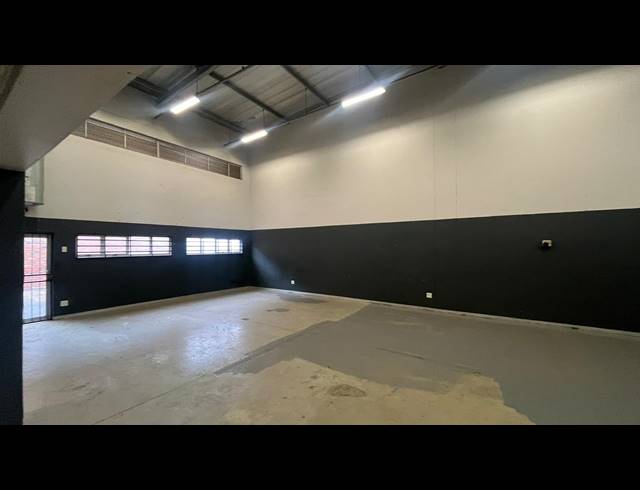452M² WAREHOUSE TO LET IN SILVERTON